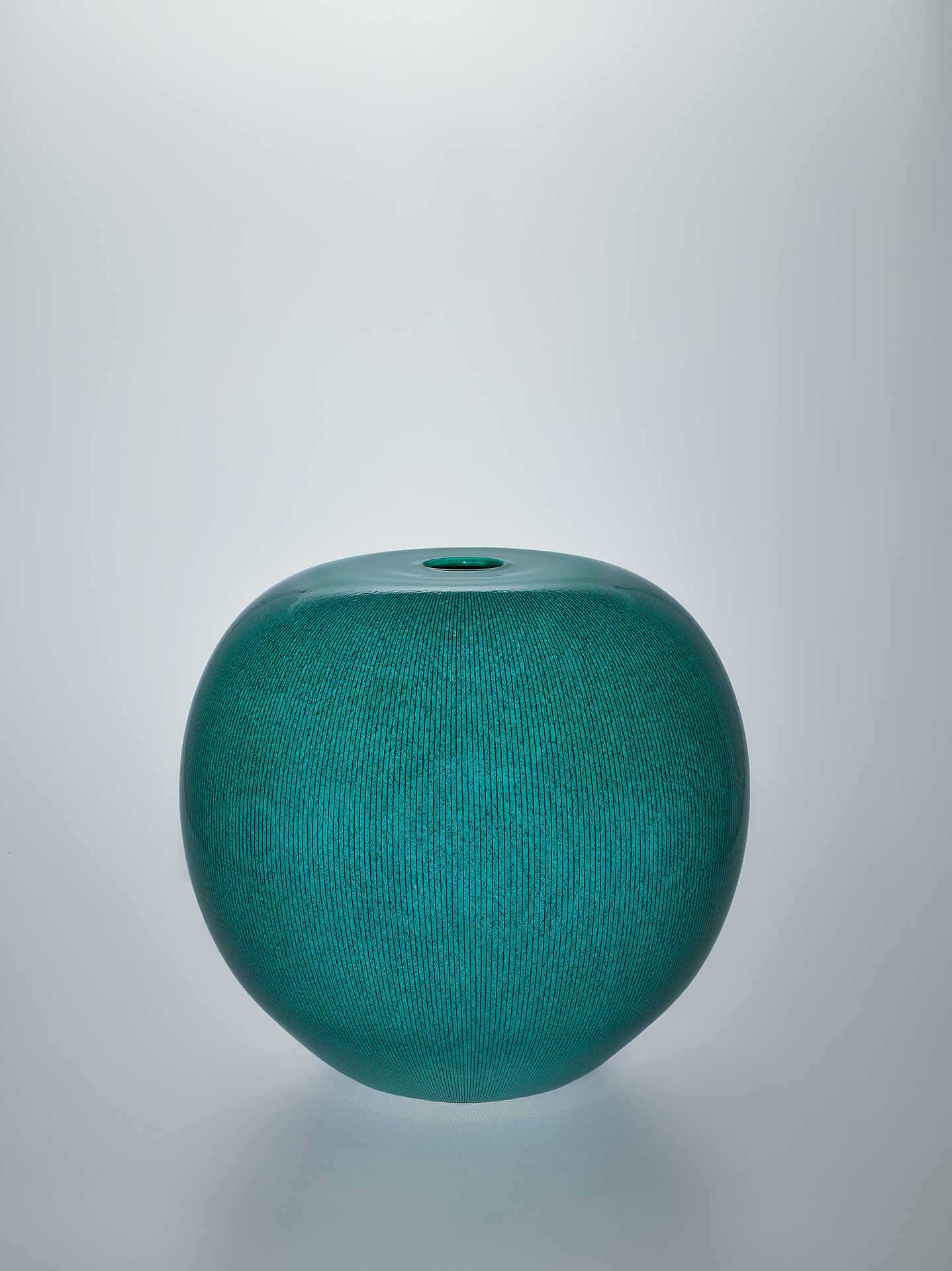 緑彩真麗線文花器